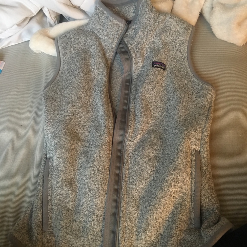 women’s patagonia vest